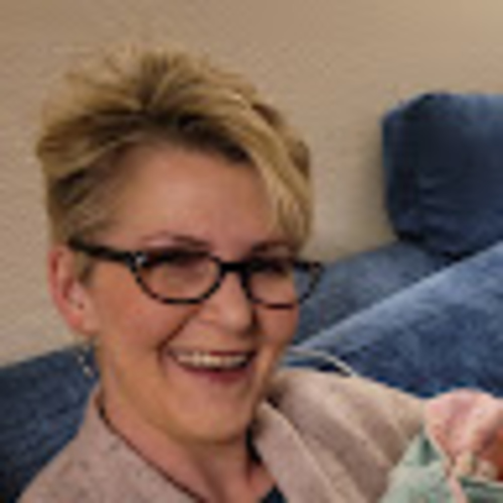 Meet your Posher, Carla